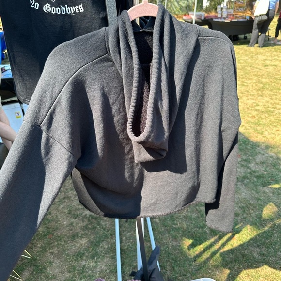 Aerie Cropped Black Hoodie Size XS - Picture 2 of 3
